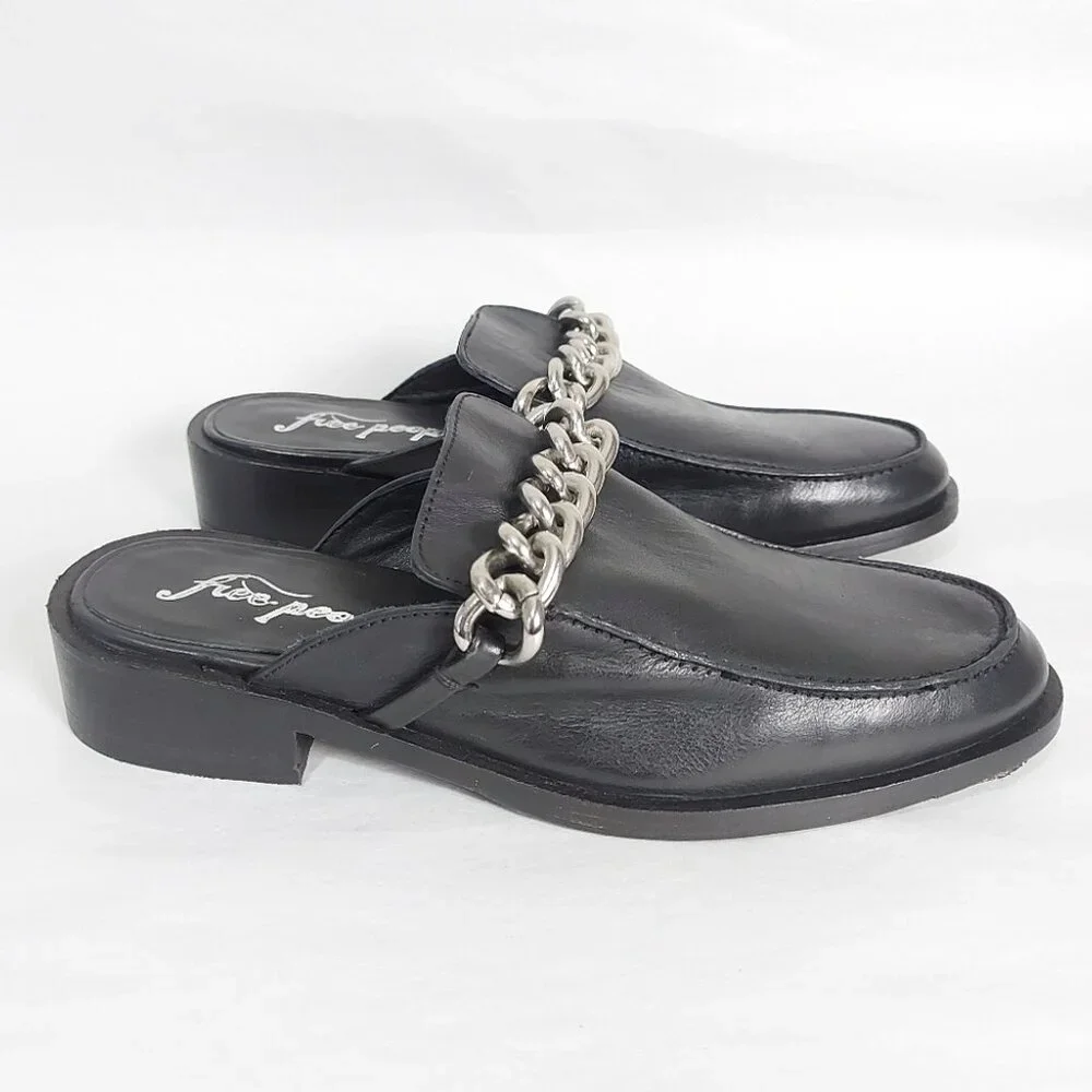 Free People Preppy Silver Link Chain Vida Mules Size 38 EU Black Leather Slip-On